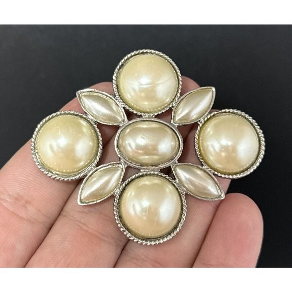 Vintage Signed DAUPLAISE Brooch Pin Silver Tone Faux Pearl Statement - Picture 5 of 6